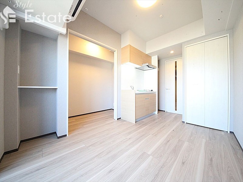 居室・リビング　内装