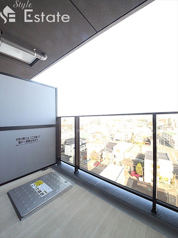 バルコニー　バルコニー