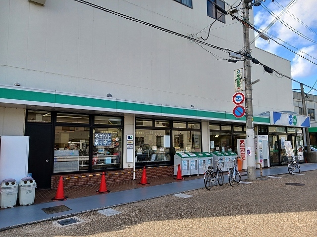 スーパー　生協コープ山本店（スーパー）まで950m