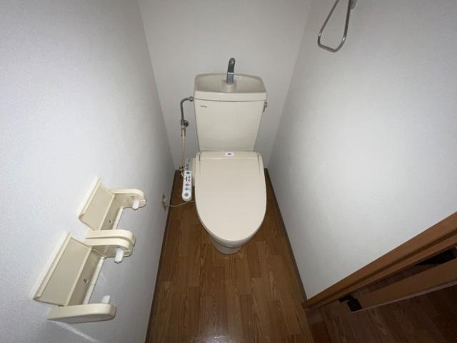 トイレ　シャワー付トイレ