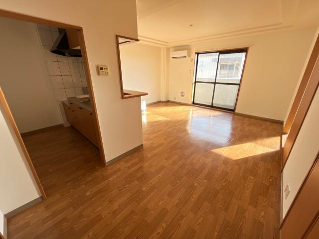 居室・リビング　リビング