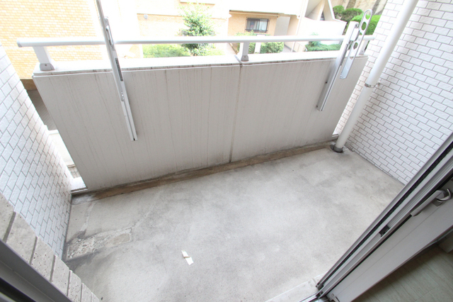 バルコニー　※別室の参考写真の為、現況優先です。