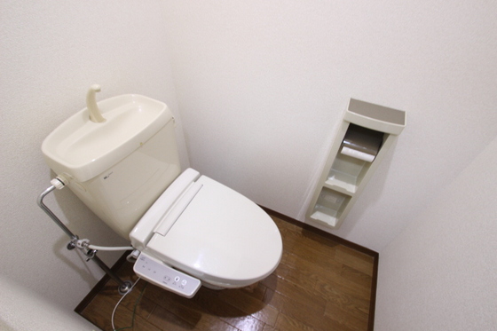 トイレ　※別号室の写真です※