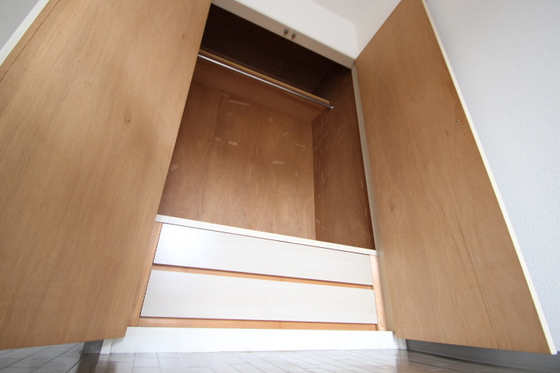 収納　※別部屋の写真です