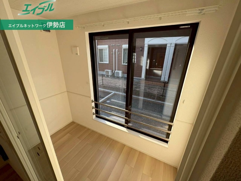 バルコニー　同タイプ部屋写真です。