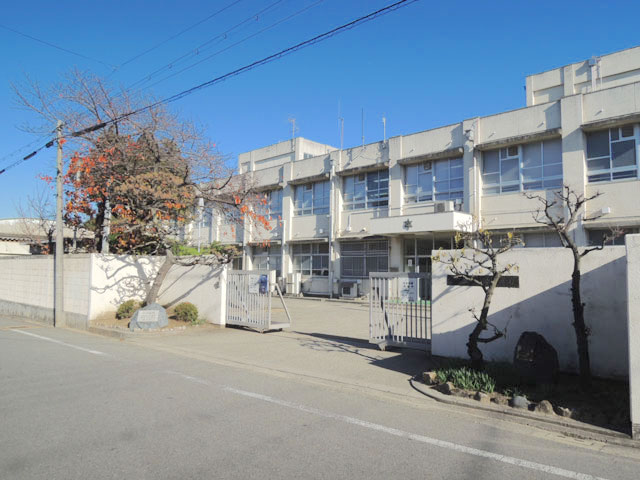 中学校　堺市立登美丘中学校（中学校）まで2137m