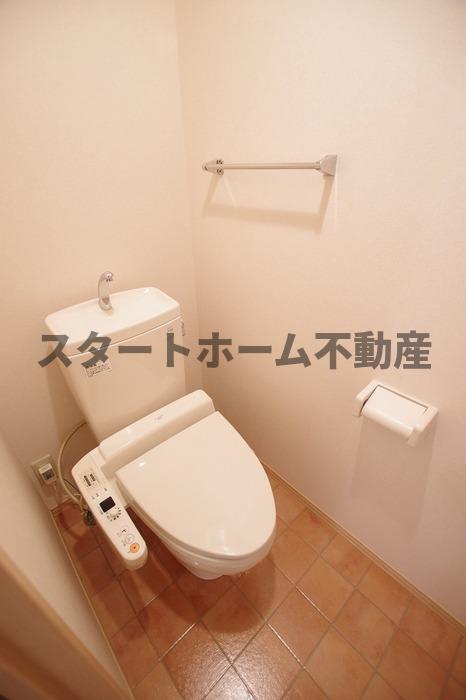 トイレ　清潔感のあるトイレです