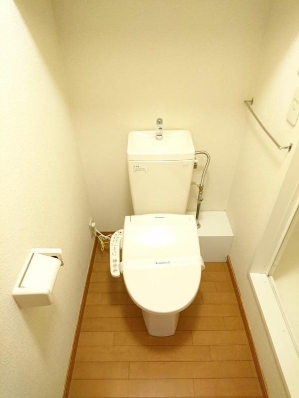 トイレ　設備が異なる場合があります