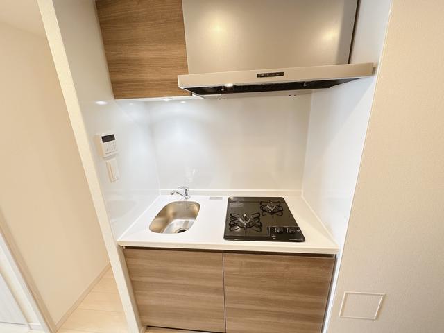 キッチン　＊同タイプの部屋の写真です