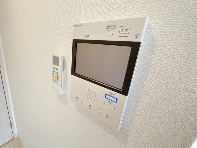 セキュリティ　＊同タイプの部屋の写真です