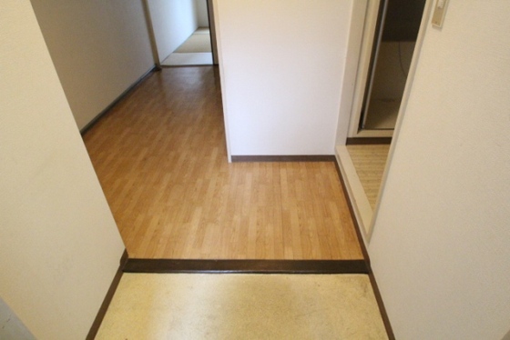 玄関　他部屋の写真