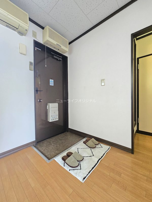 玄関　お好きなシューズ収納をお持込みいただけます。