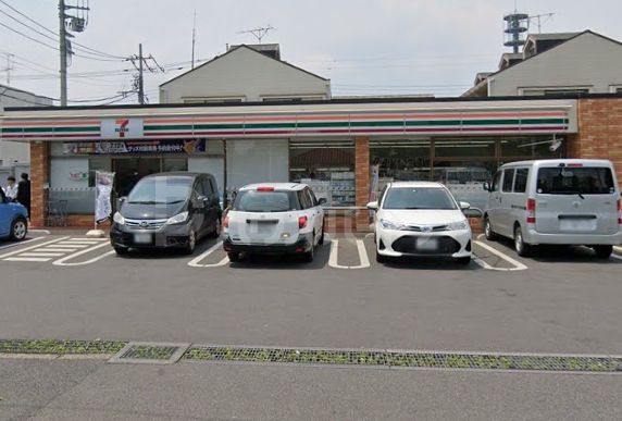 コンビニ　セブンイレブン松戸千駄堀店（コンビニ）まで770m