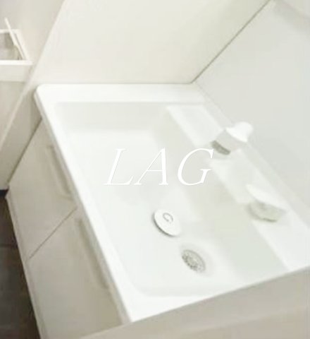 洗面設備　洗面台です。