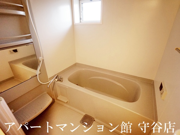 バス・シャワールーム　反転です