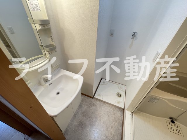 洗面設備　広い洗面スペース