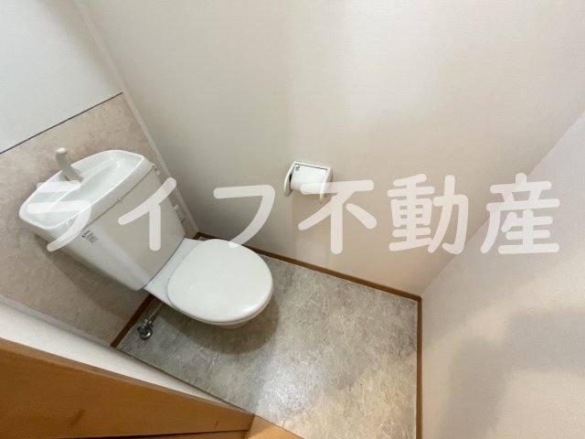 トイレ　清潔感のあるトイレです