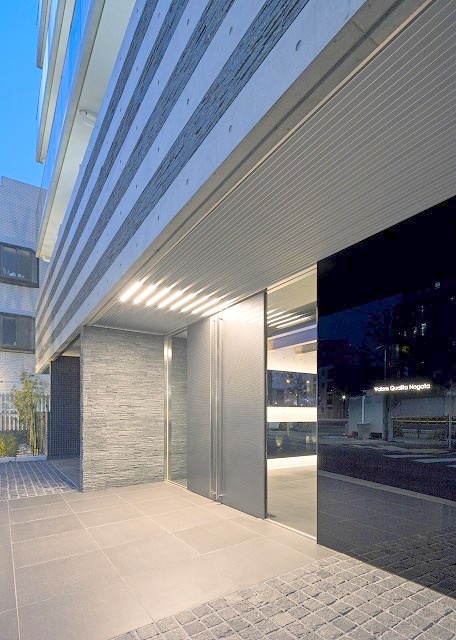 エントランス　外観もきれいです