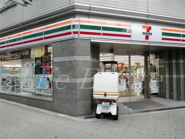 コンビニ　セブンイレブン大阪内本町1丁目店（コンビニ）まで126m