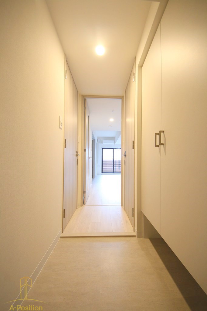 玄関　アプリーレ阿波座南