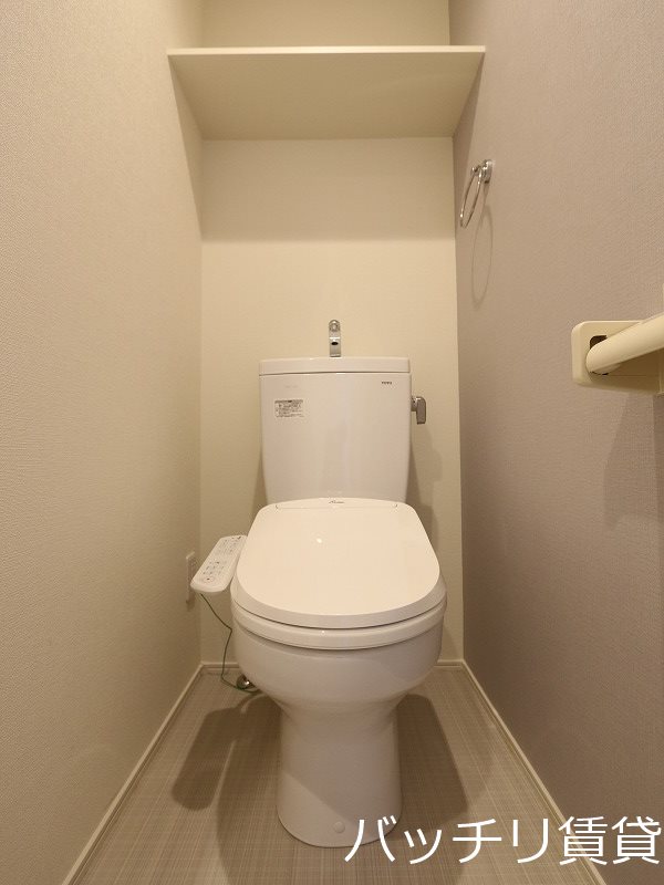 トイレ　同型タイプの為、現状を優先致します。