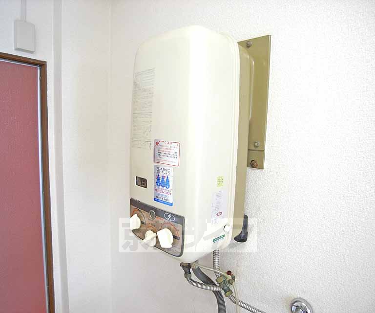 その他設備　キッチンの横に設置されてます。