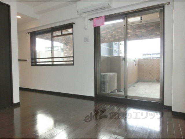 居室・リビング　居室