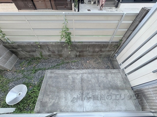 バルコニー　収納