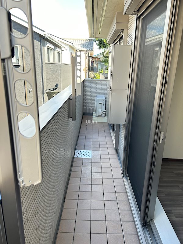 バルコニー　※別のお部屋の写真です