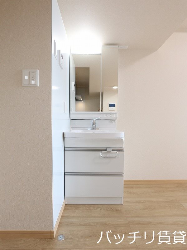 洗面設備　※別号室イメージの為、現状を優先致します