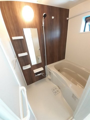 バス・シャワールーム　お風呂です