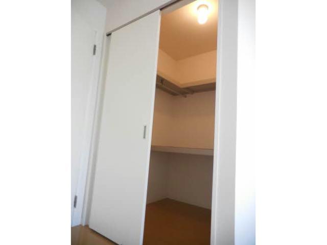 収納　ウォークインクローゼット☆