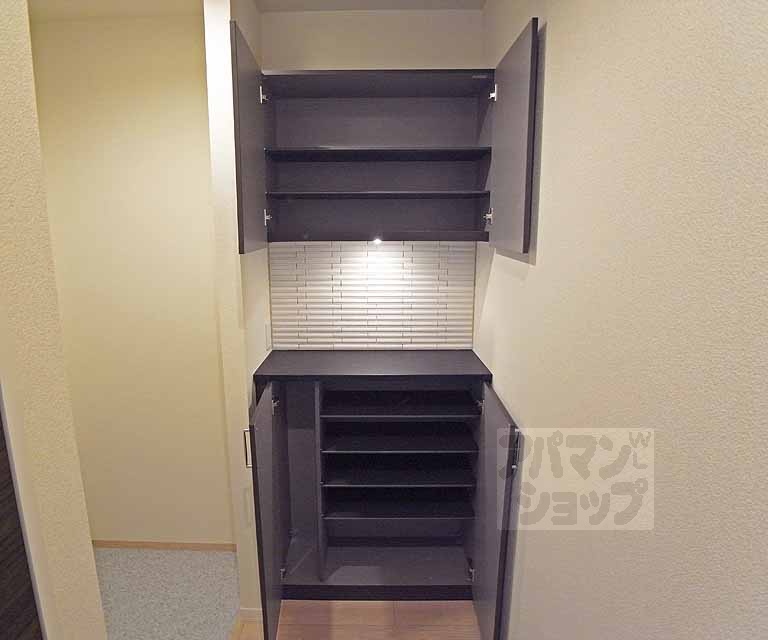 収納　シューズボックス。