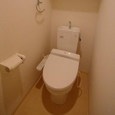 トイレ　別号室参照写真