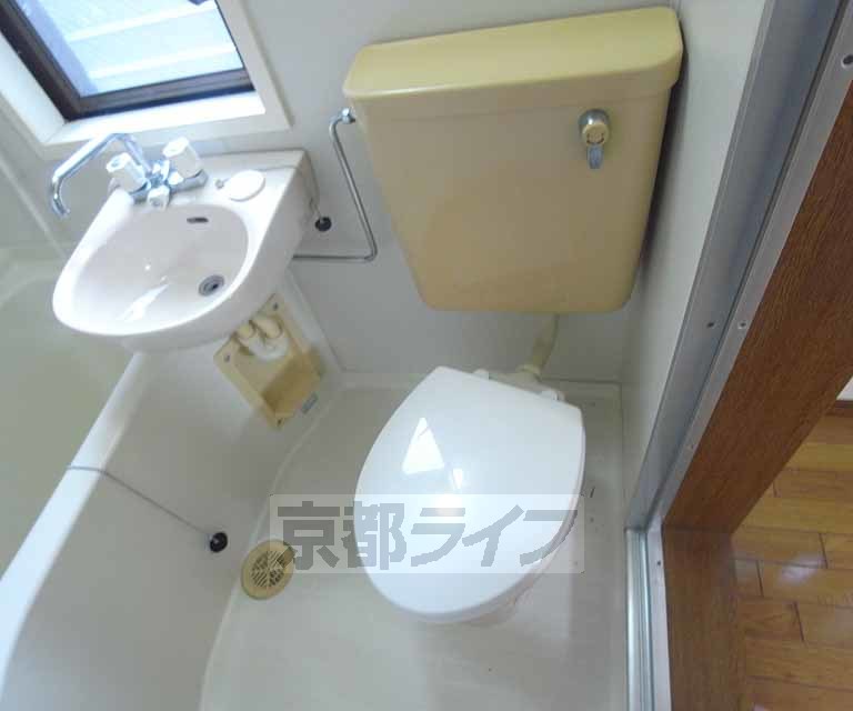 トイレ　きれいなトイレです