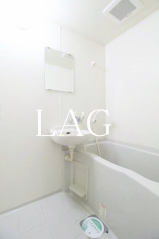 バス・シャワールーム　お風呂です。