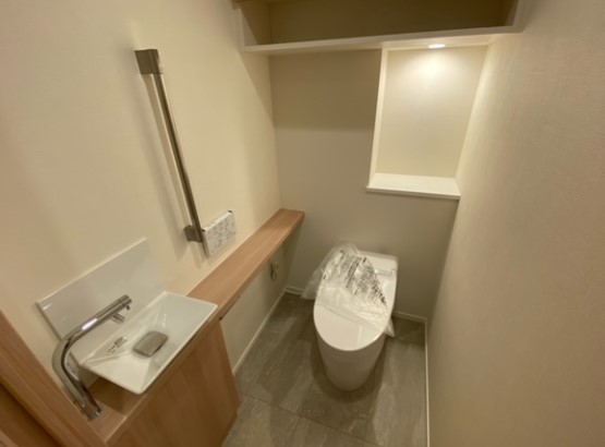 トイレ　トイレ