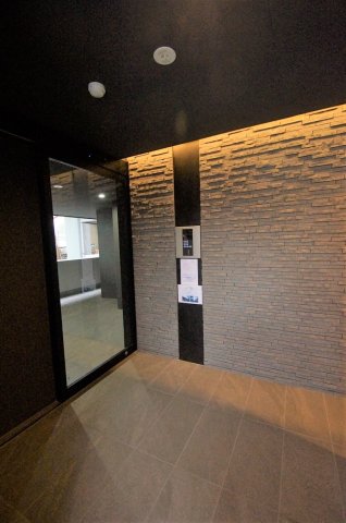 エントランス　入口部分