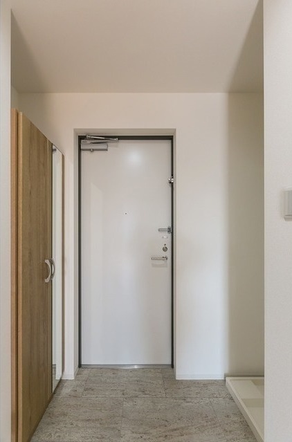 玄関　玄関部分