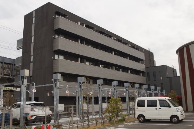 建物外観　菊名駅徒歩10分のマンションです。