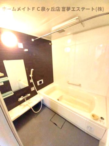 バス・シャワールーム　※同物件・反転タイプの写真