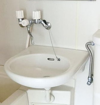 洗面設備　※別部屋参考画像です。