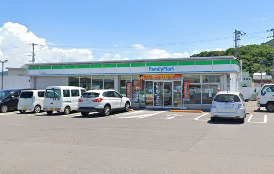 コンビニ　ファミリーマート 高松香西北店（コンビニ）まで613m