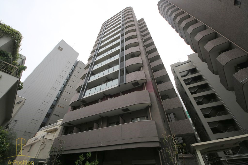 建物外観　La Douceur梅田West