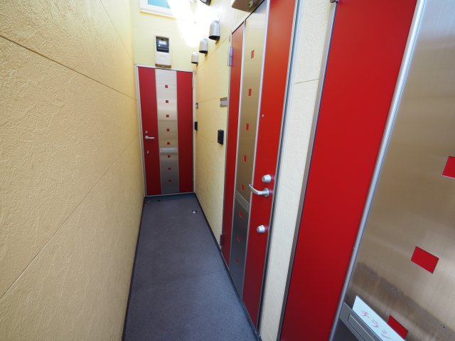 その他共有部分　スタイリッシュな共用廊下