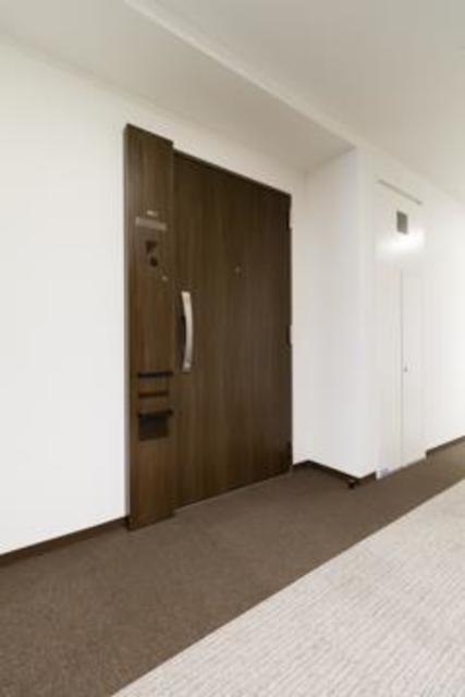 玄関　※写真は同タイプ住戸です。