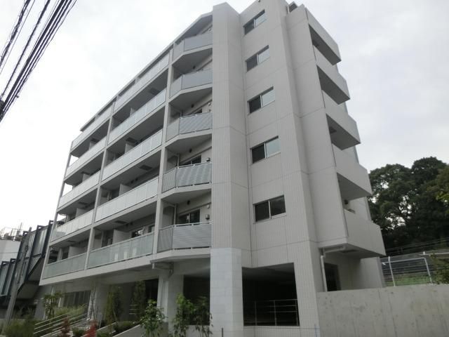 建物外観　月完成★