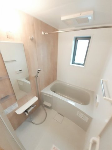 バス・シャワールーム　日々の暮らしに欠かせないお風呂です