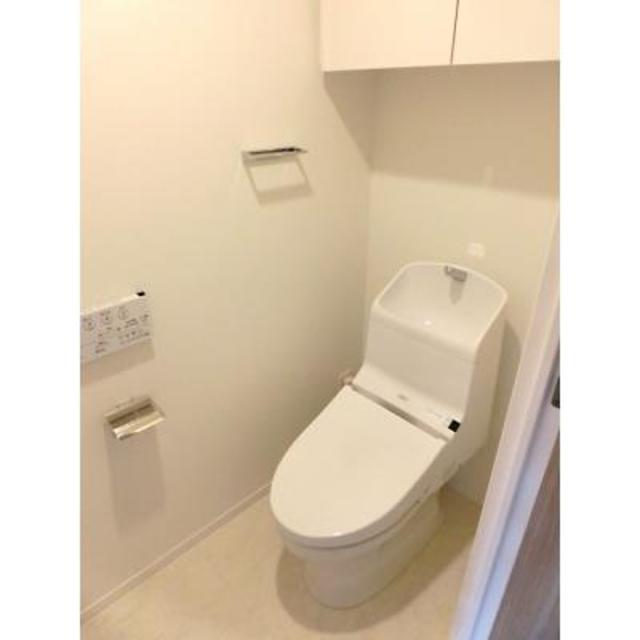 トイレ　※写真は同タイプ住戸です。