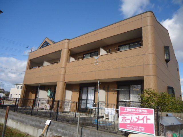 建物外観　外観写真（昼）